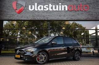 Hoofdafbeelding Mercedes-Benz B-Klasse Mercedes-Benz B-Klasse 250 e AMG Line , Trekhaak, Night pakket, Sfeerverlichting,