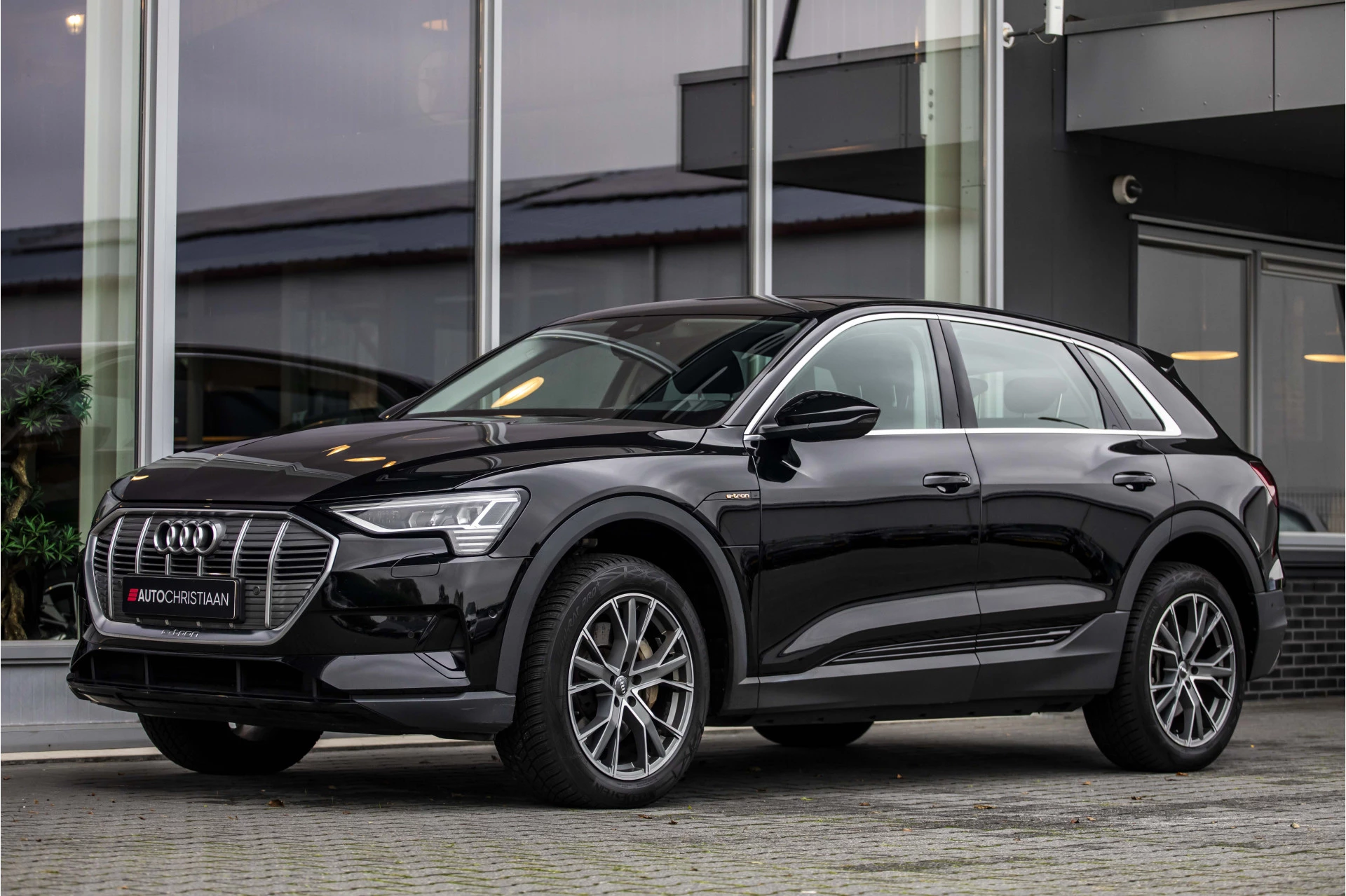 Hoofdafbeelding Audi e-tron