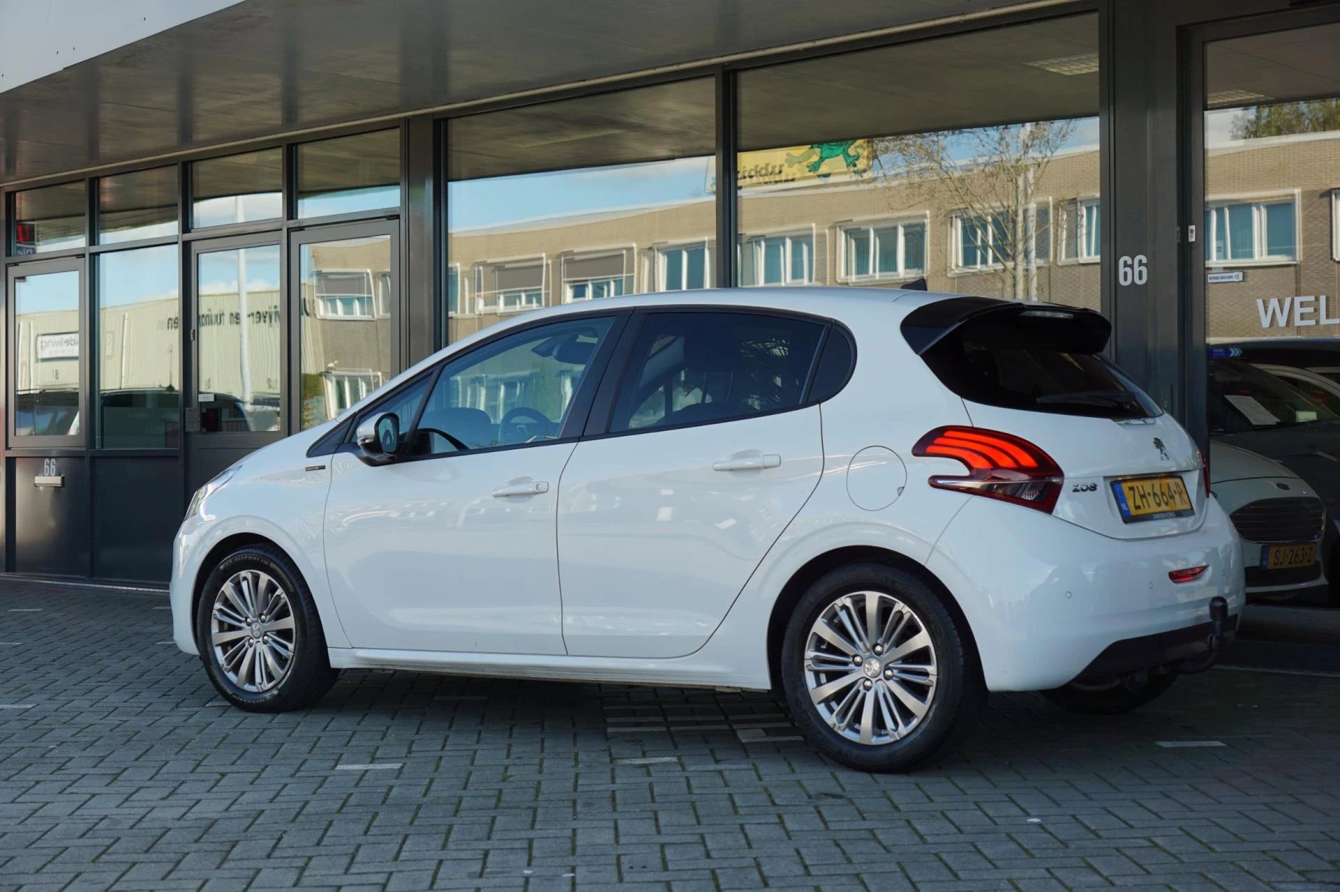 Hoofdafbeelding Peugeot 208