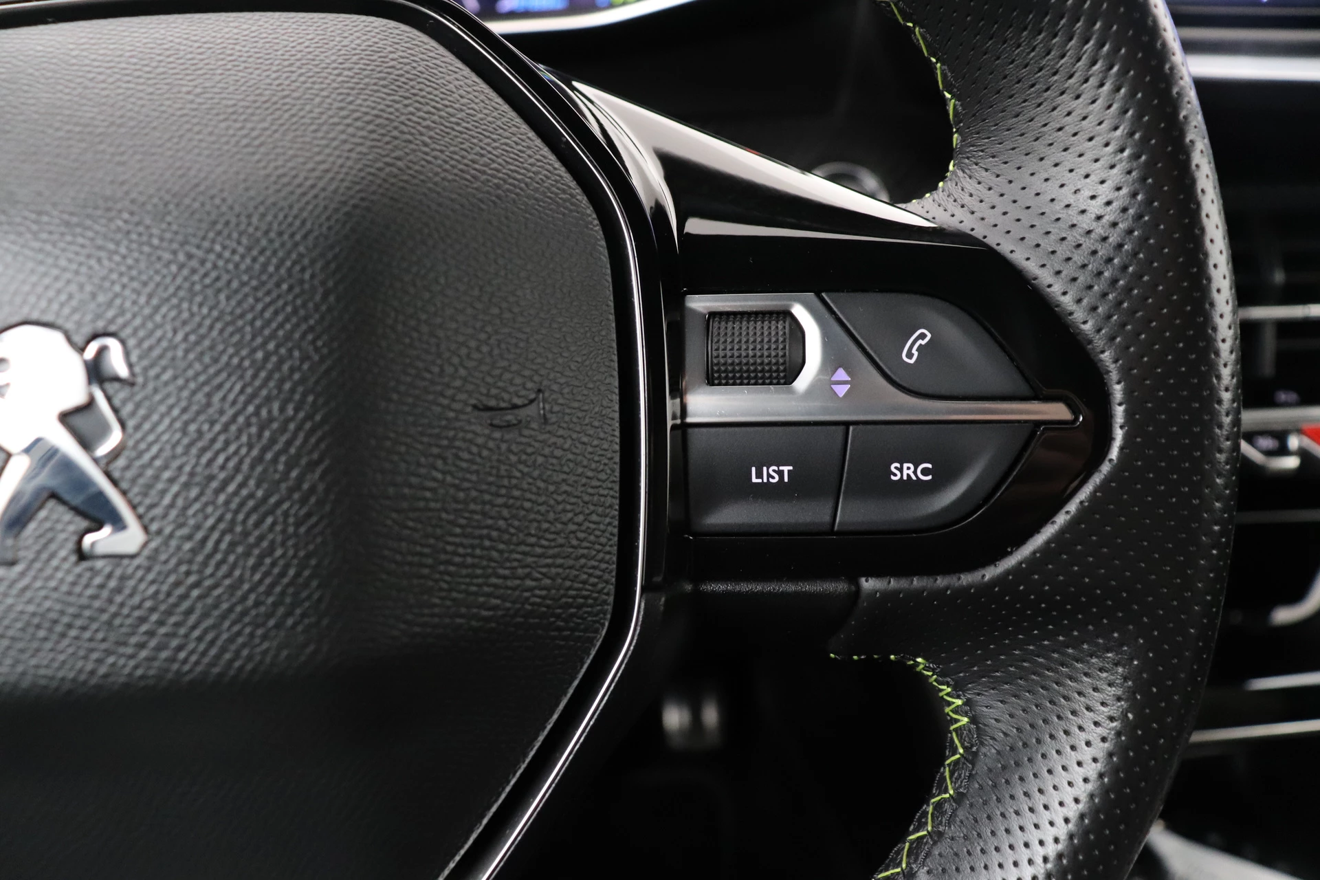 Hoofdafbeelding Peugeot e-208