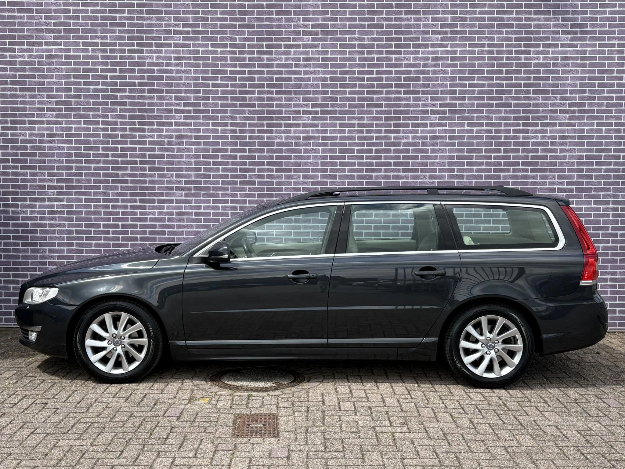 Hoofdafbeelding Volvo V70