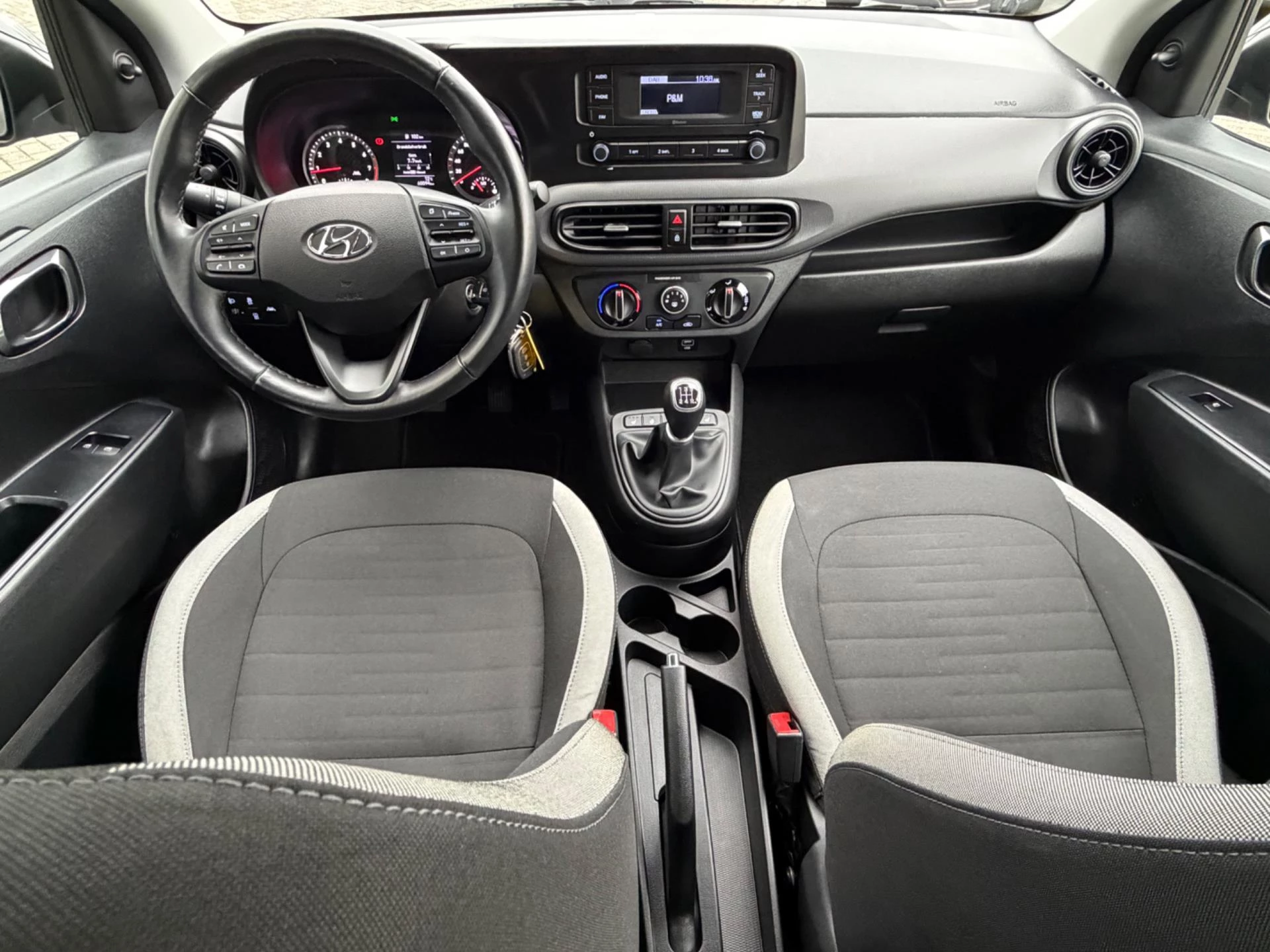 Hoofdafbeelding Hyundai i10