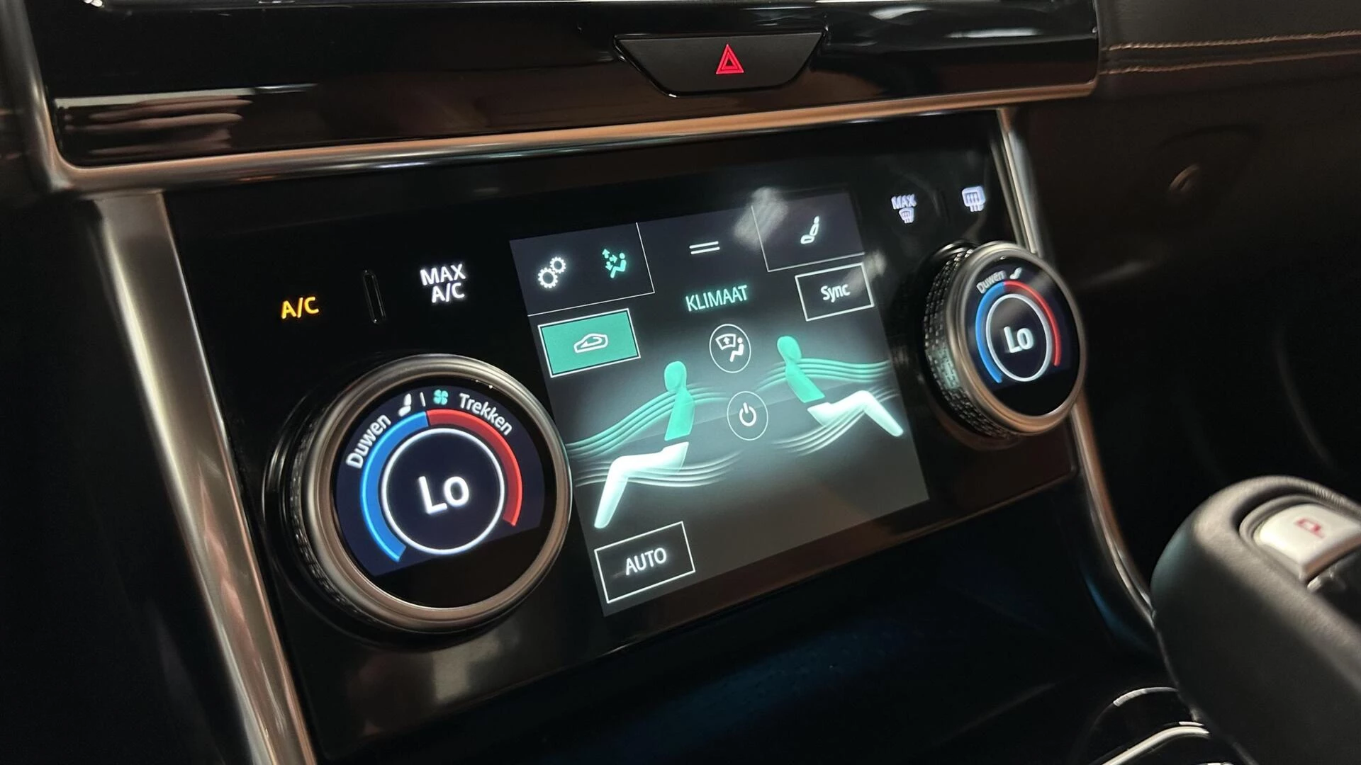 Hoofdafbeelding Jaguar XE