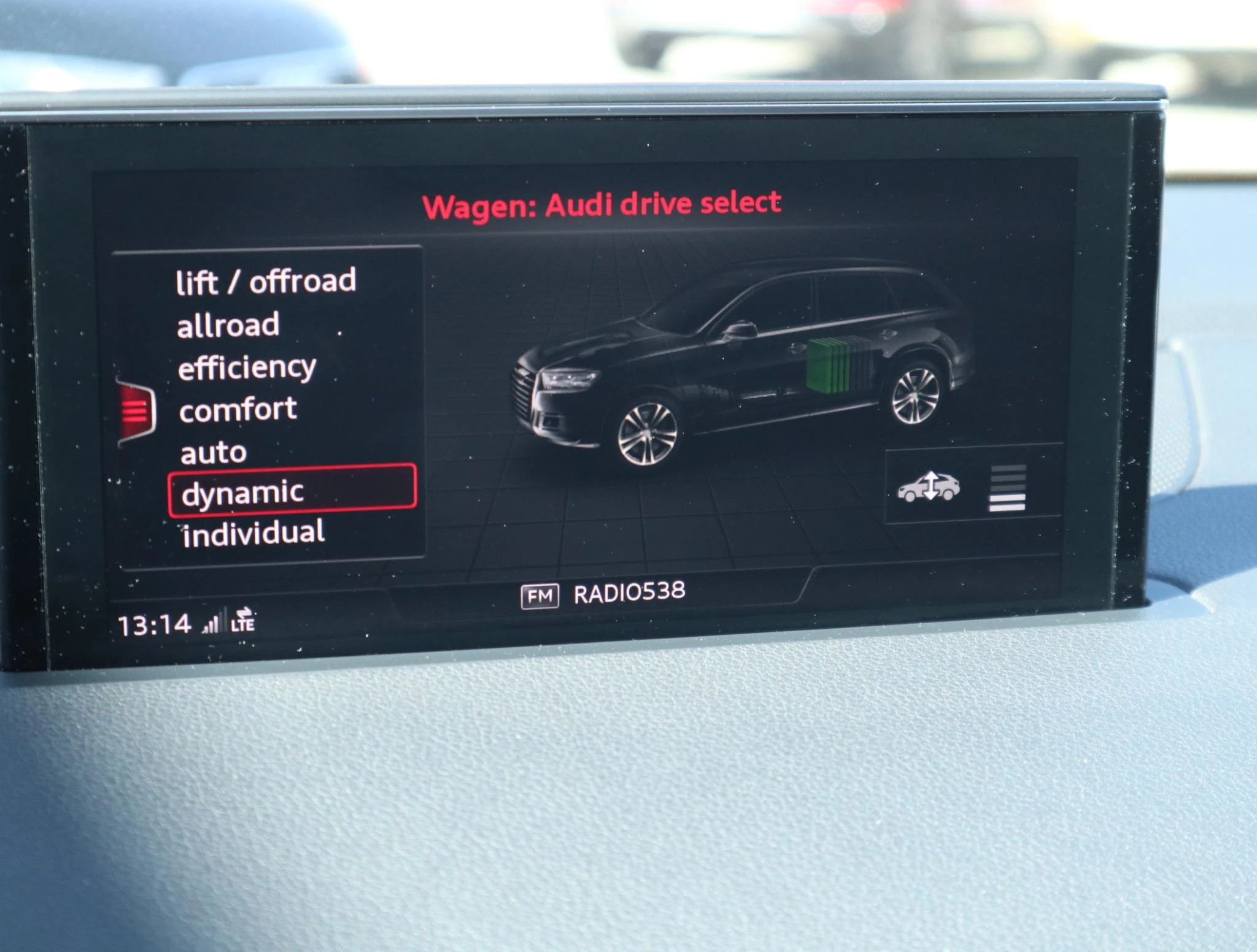Hoofdafbeelding Audi Q7