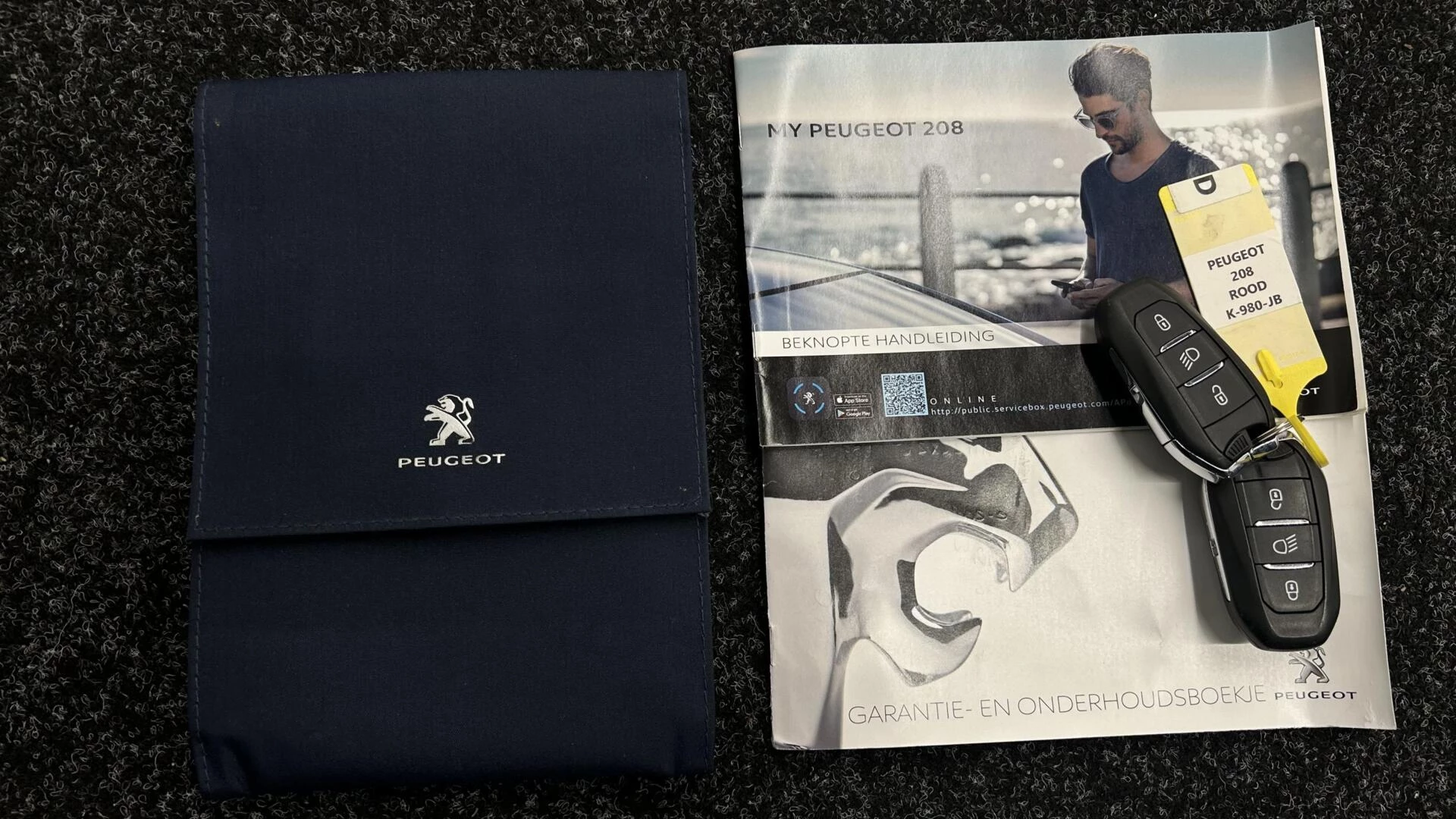 Hoofdafbeelding Peugeot e-208