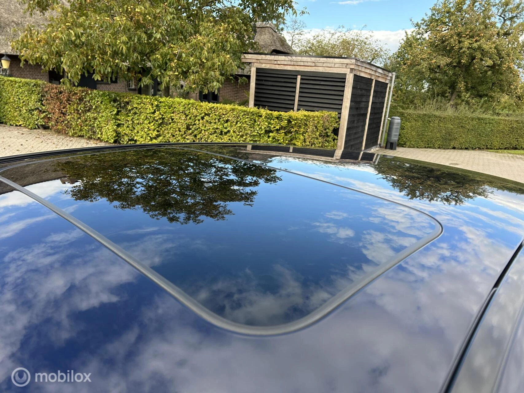Hoofdafbeelding Mercedes-Benz EQC