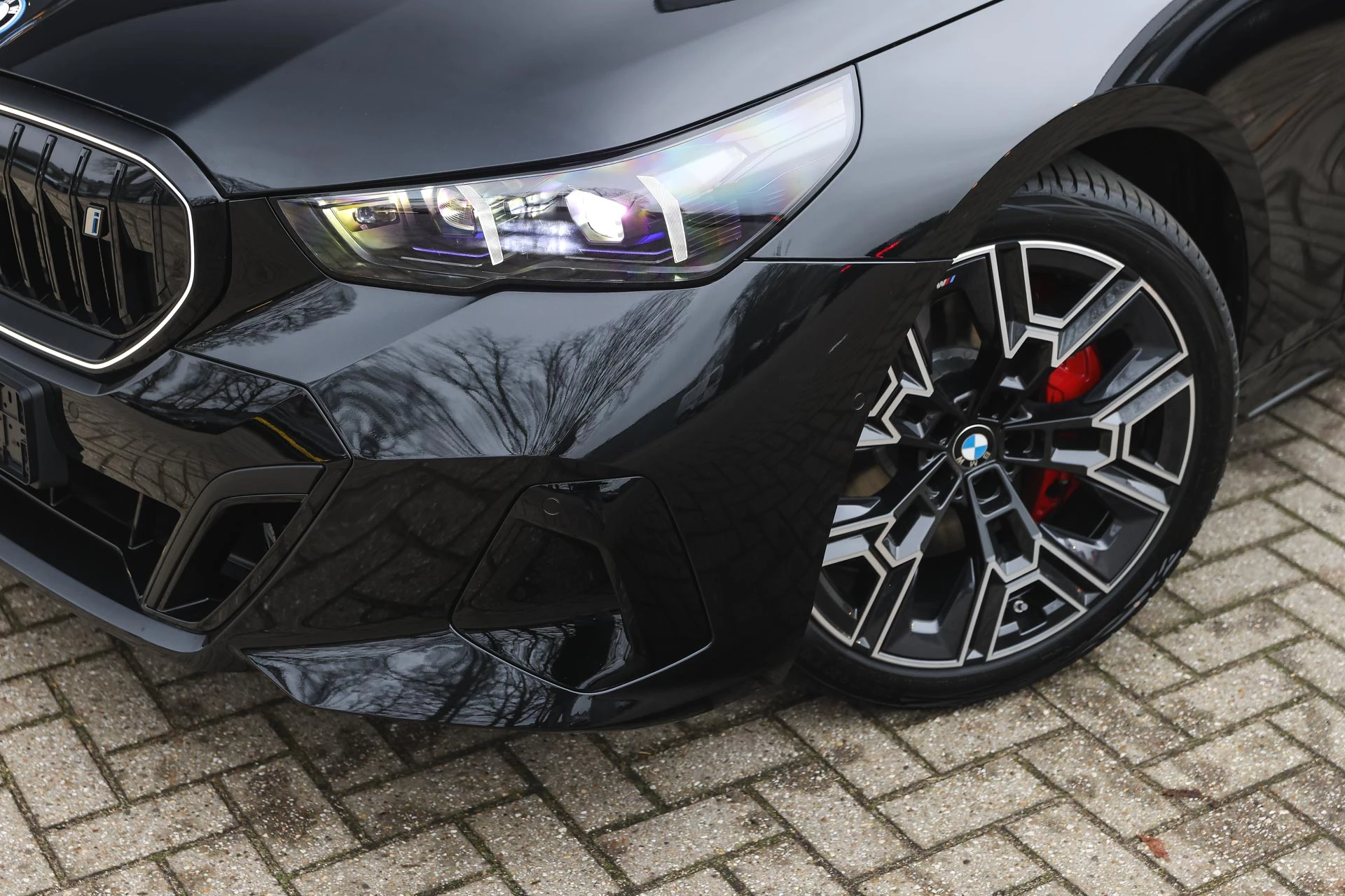 Hoofdafbeelding BMW i5