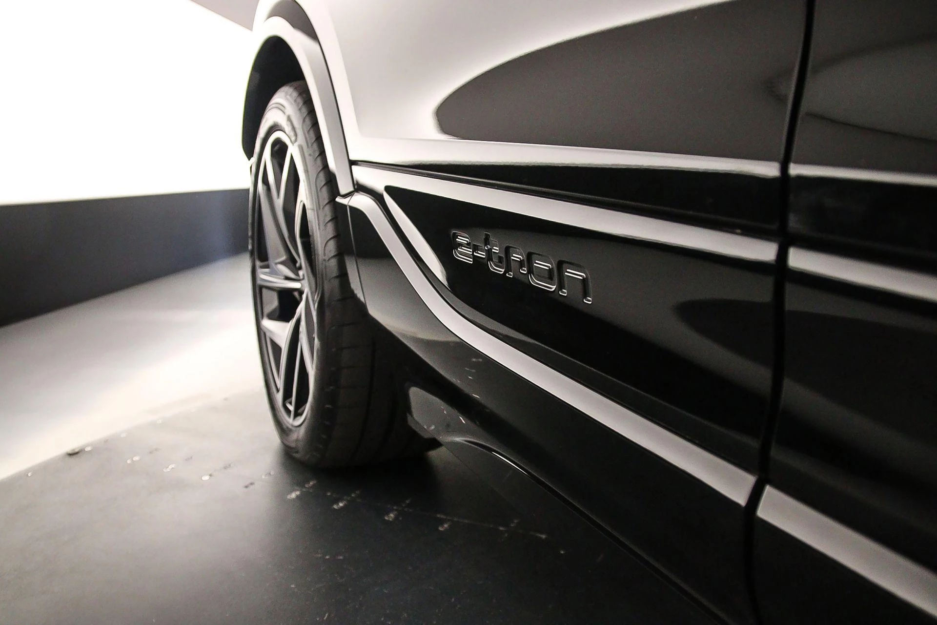 Hoofdafbeelding Audi SQ6