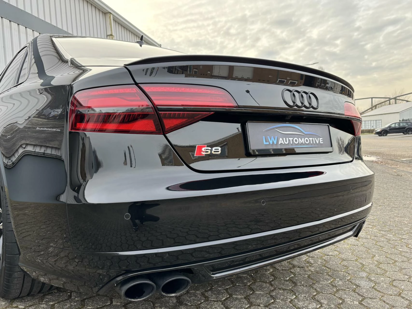 Hoofdafbeelding Audi S8