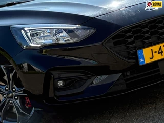 Ford Focus Wagon 1.0 125PK Hybrid ST Line X Business | Panther Black | Carplay/LED/Virtual cockpit/CAM - Lekker sportief!