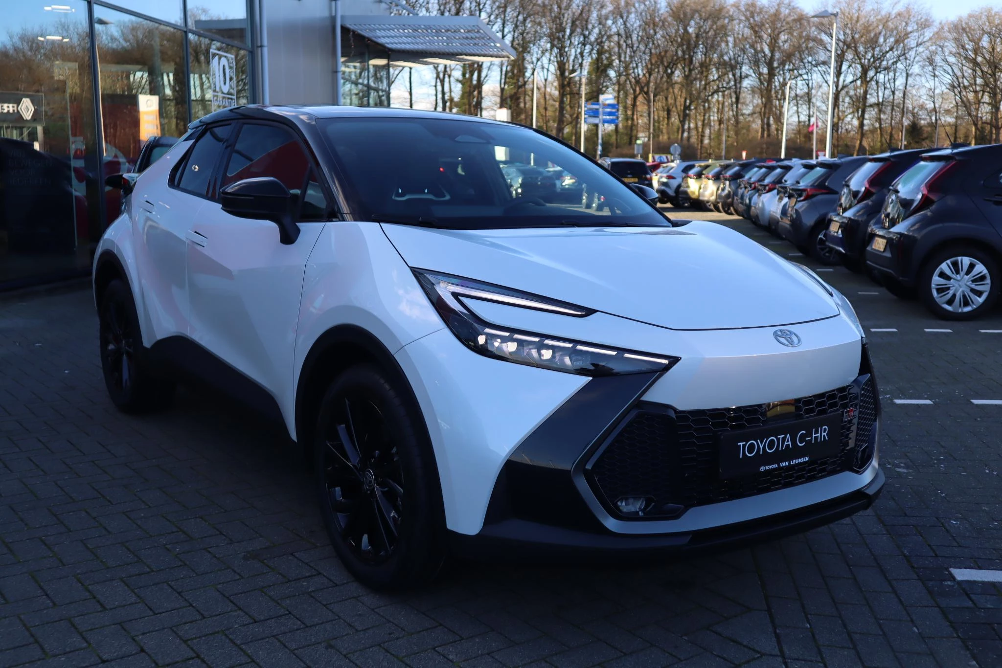 Hoofdafbeelding Toyota C-HR