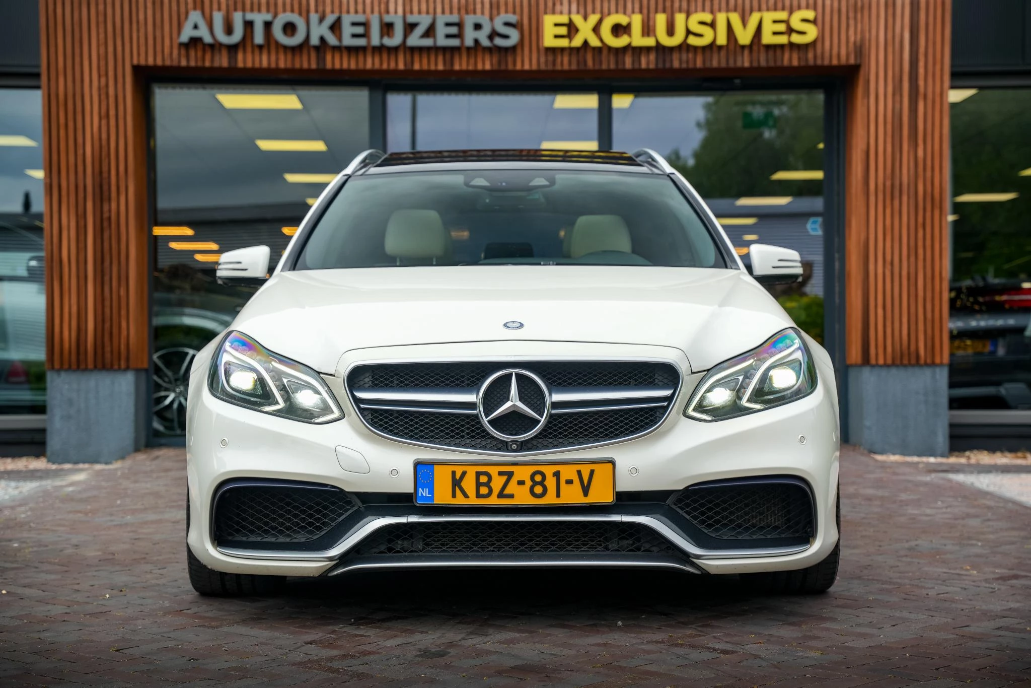 Hoofdafbeelding Mercedes-Benz E-Klasse