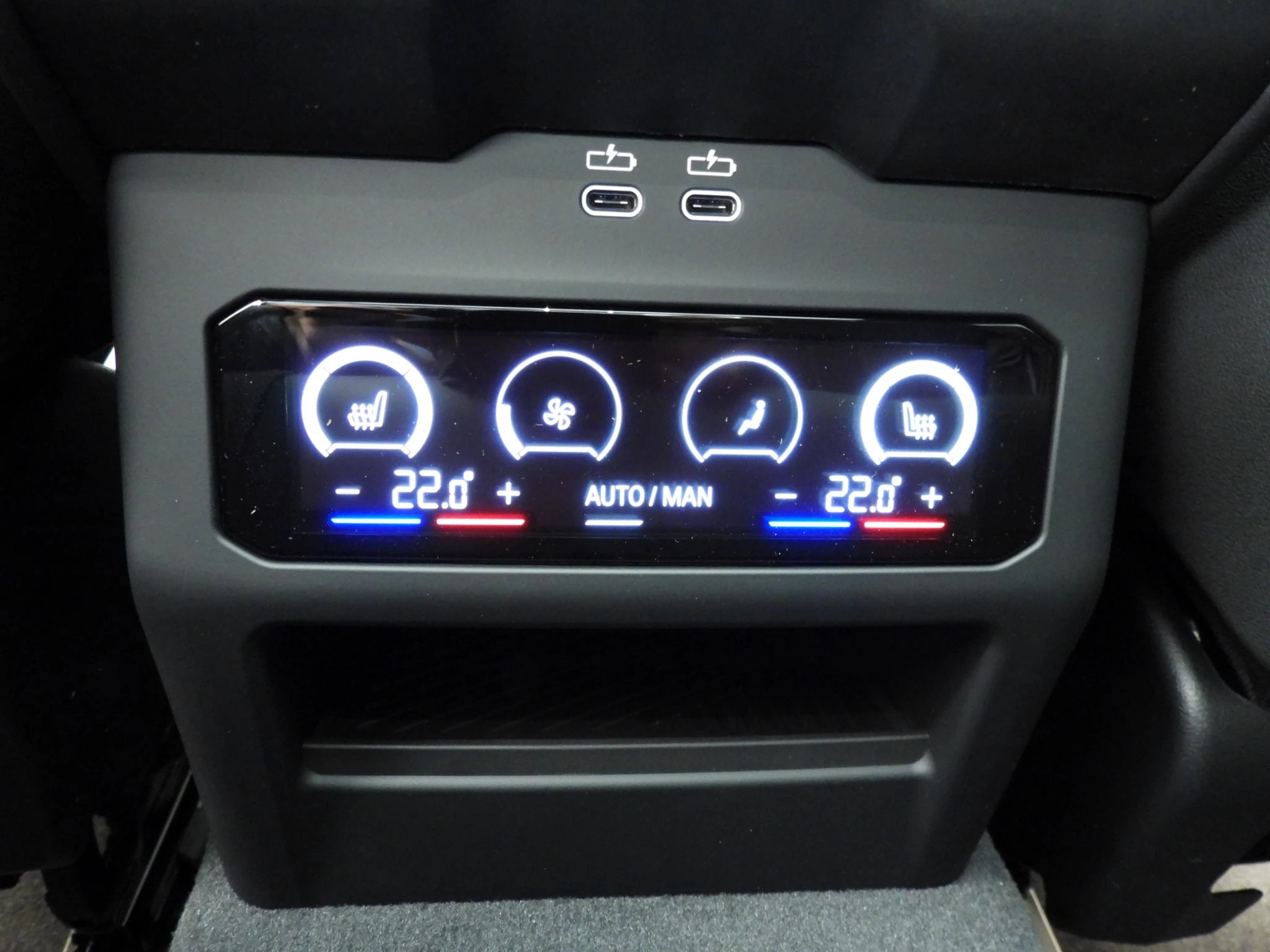 Hoofdafbeelding BMW i5