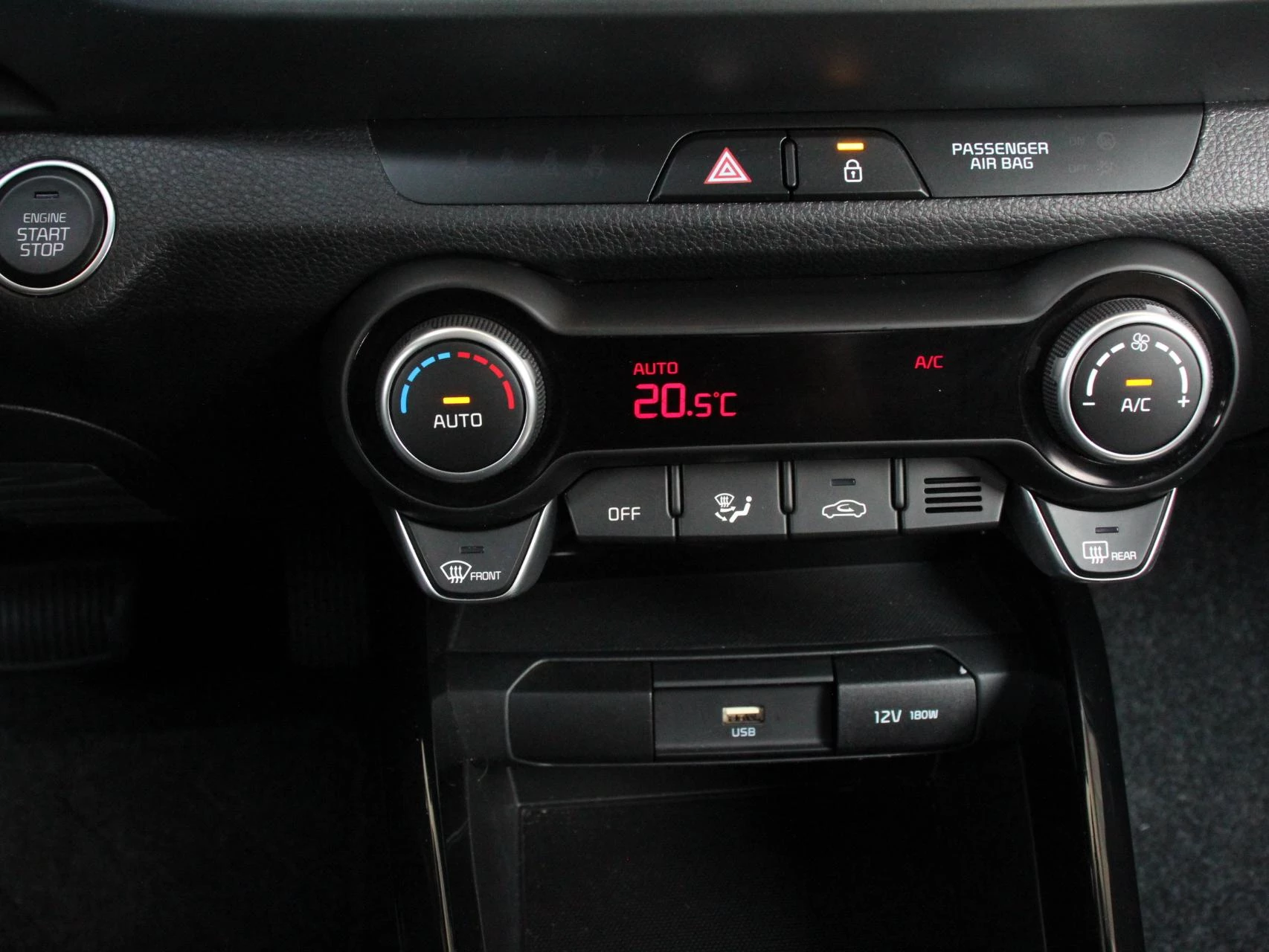 Hoofdafbeelding Kia Stonic