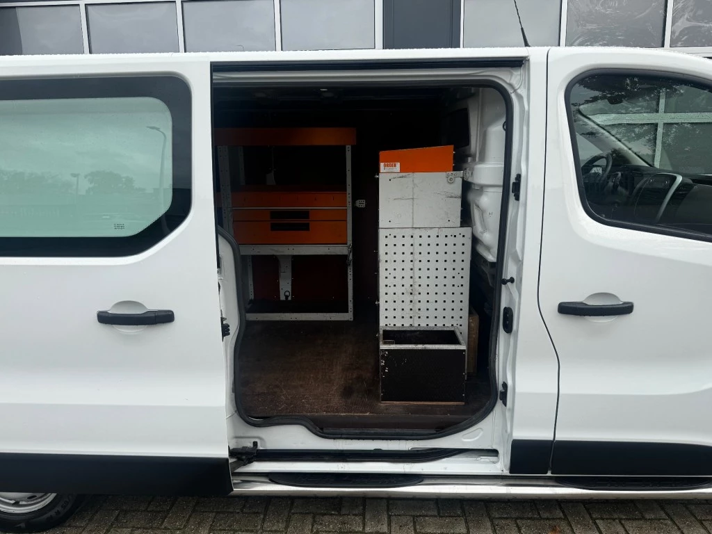 Hoofdafbeelding Nissan NV300