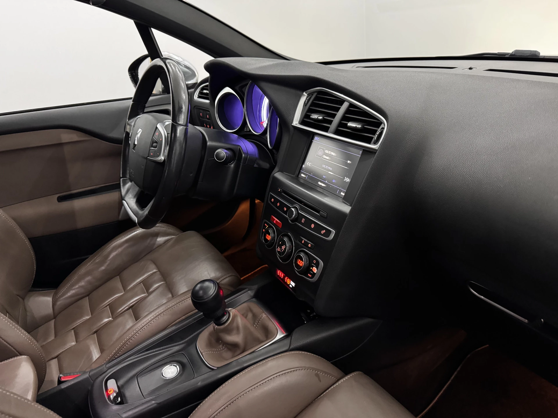 Hoofdafbeelding DS DS 4