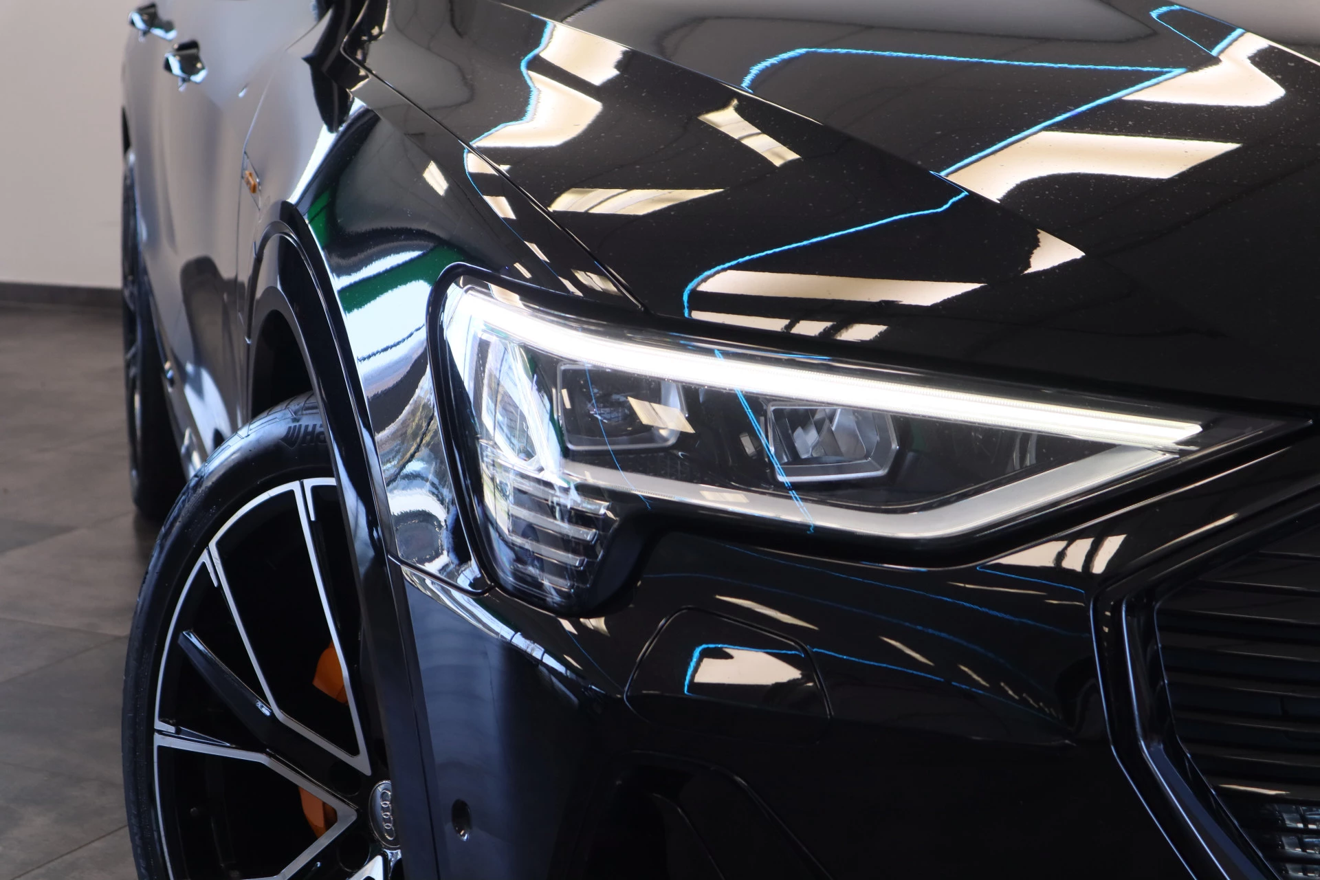 Hoofdafbeelding Audi e-tron