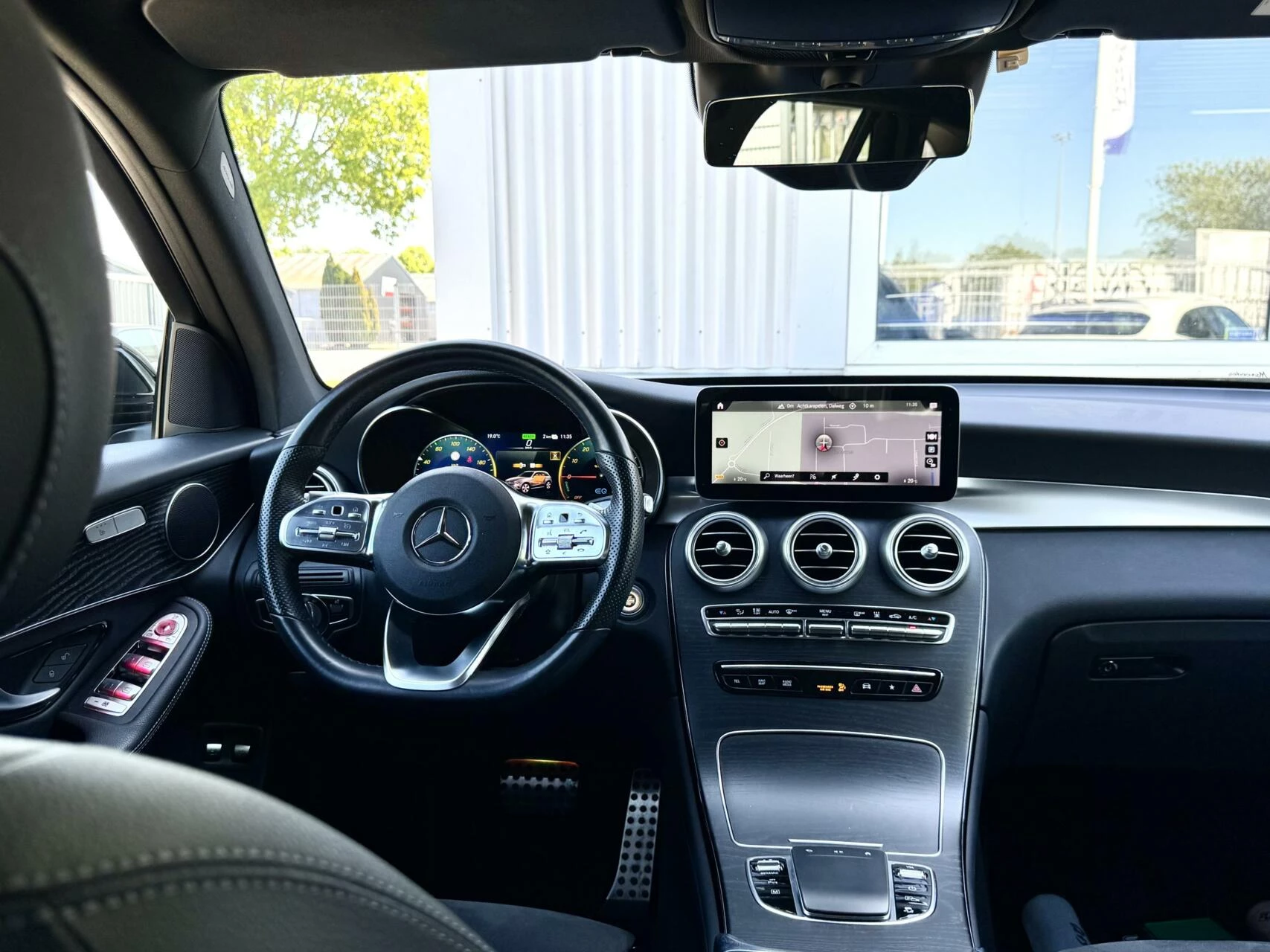Hoofdafbeelding Mercedes-Benz GLC