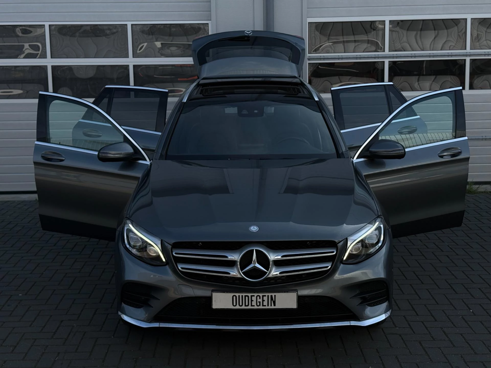 Hoofdafbeelding Mercedes-Benz GLC