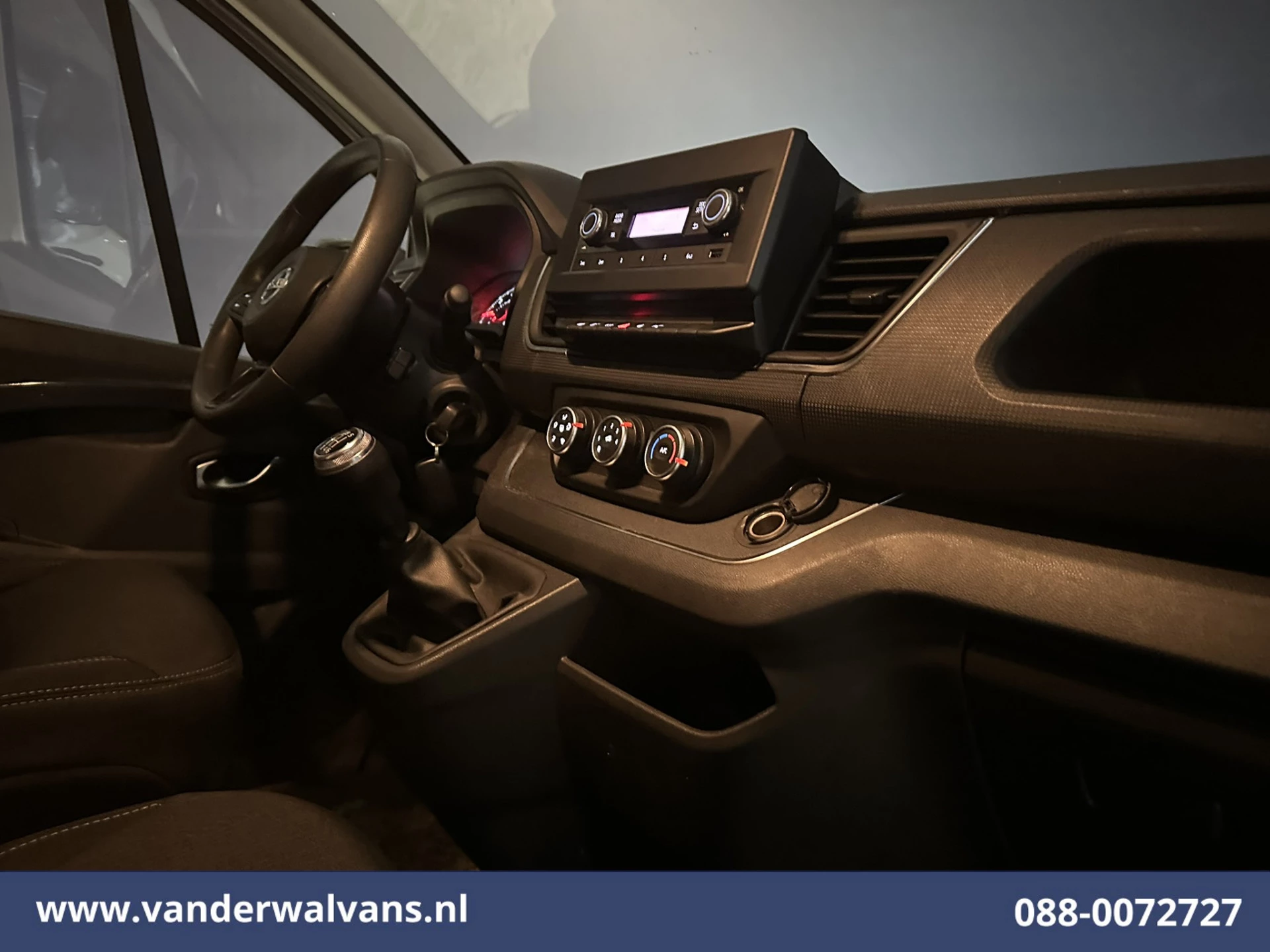 Hoofdafbeelding Nissan Primastar