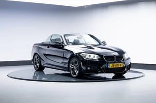 Hoofdafbeelding BMW 2 Serie BMW 2-serie Cabrio 220i High Executive | M-Sport |