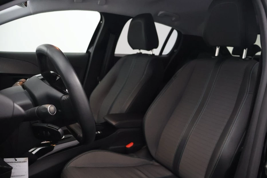 Hoofdafbeelding Peugeot e-208