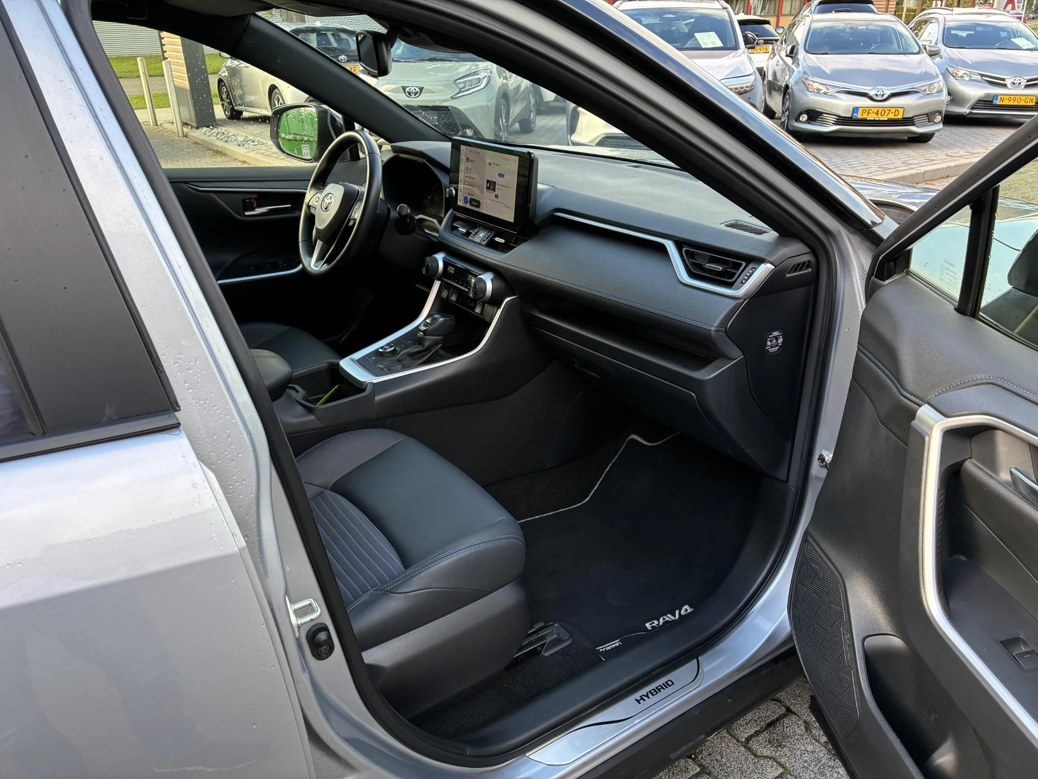 Hoofdafbeelding Toyota RAV4