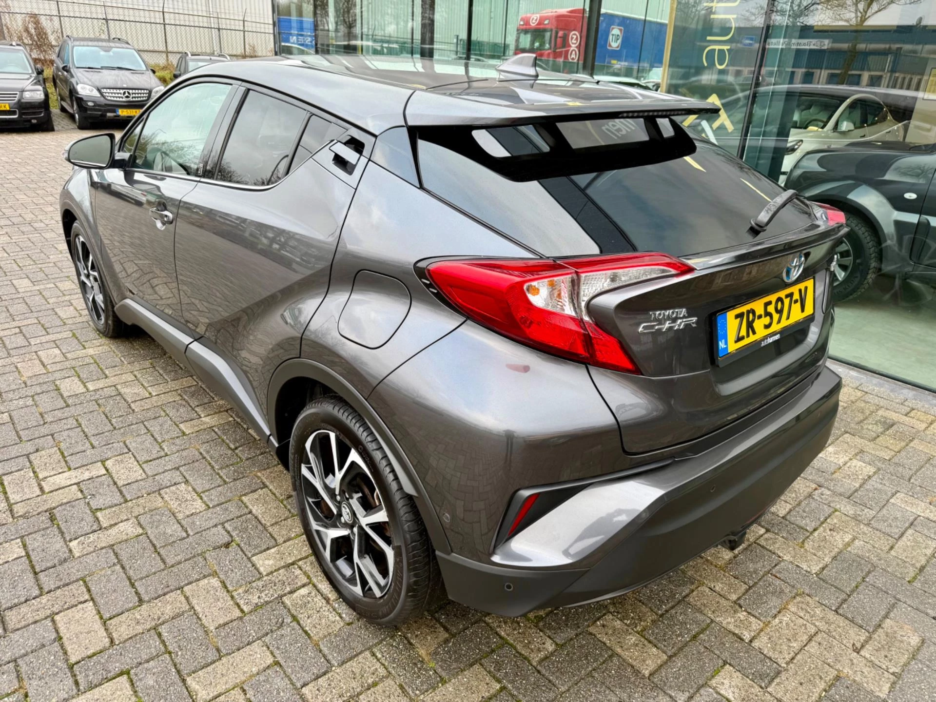 Hoofdafbeelding Toyota C-HR