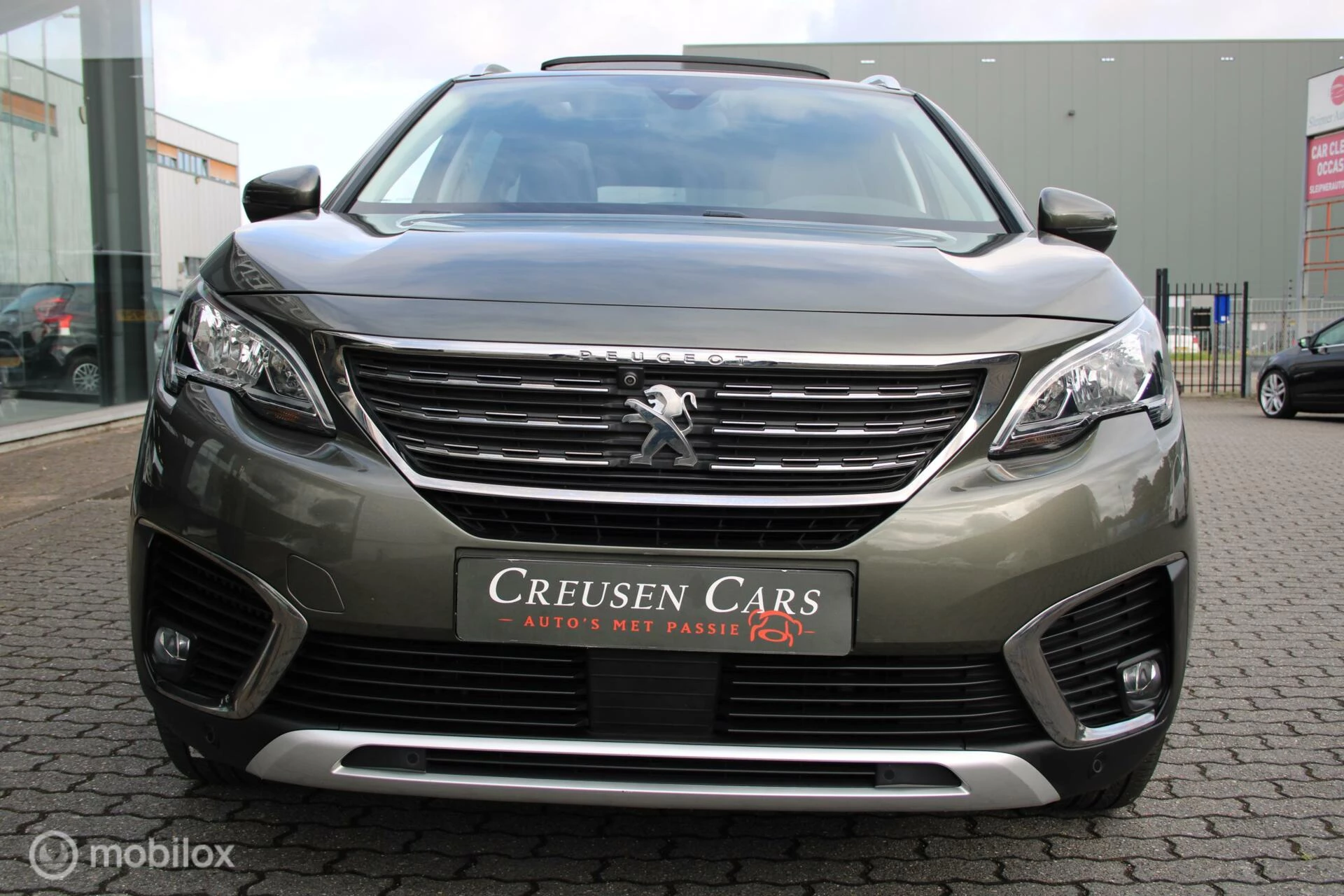 Hoofdafbeelding Peugeot 5008