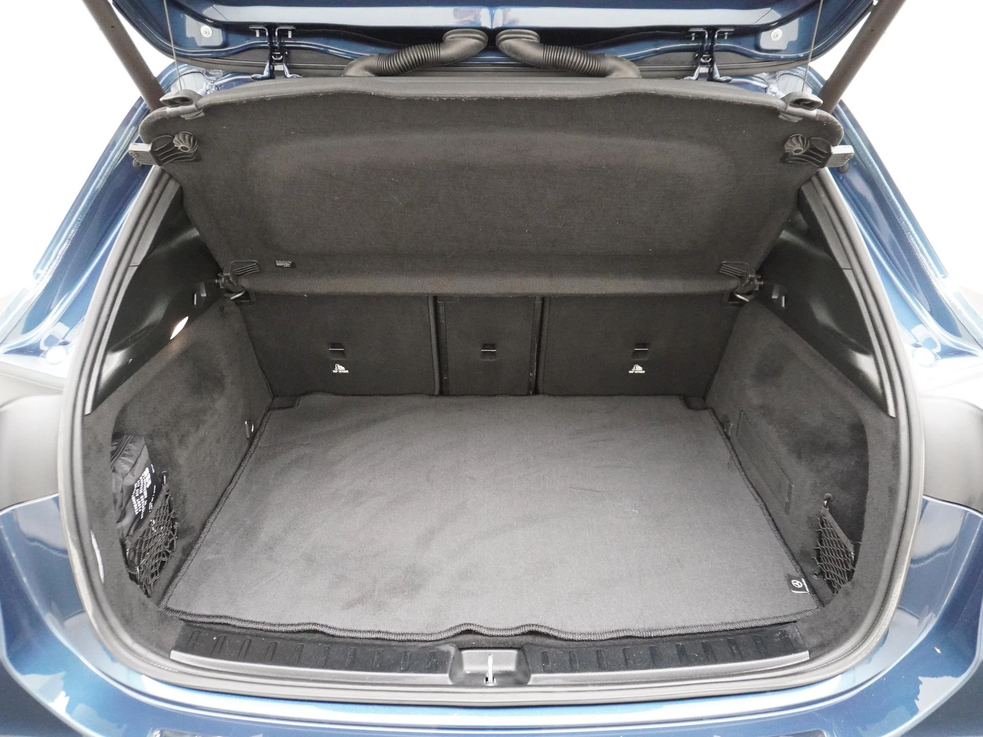 Hoofdafbeelding Mercedes-Benz EQA