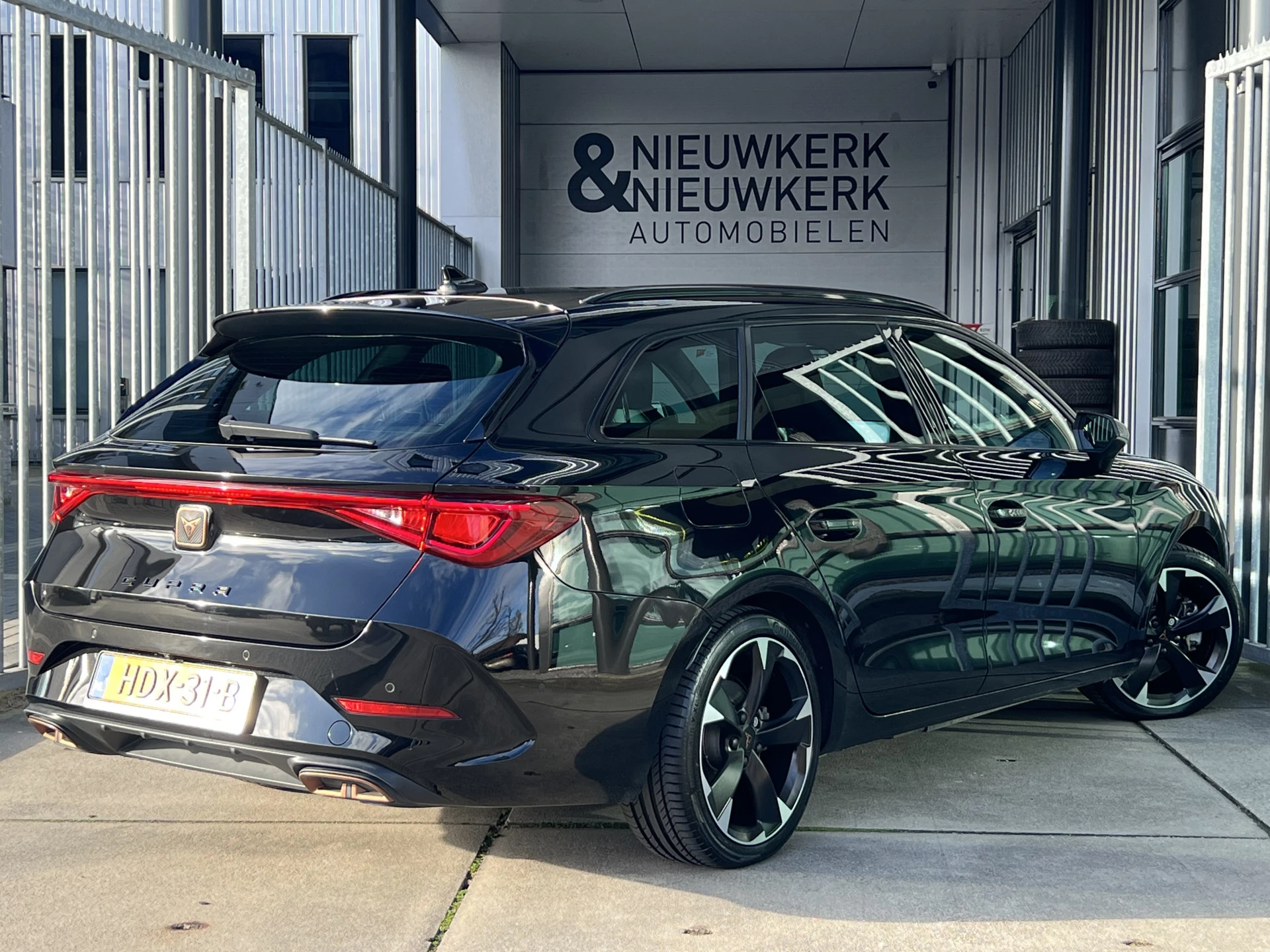 Hoofdafbeelding CUPRA Leon Sportstourer