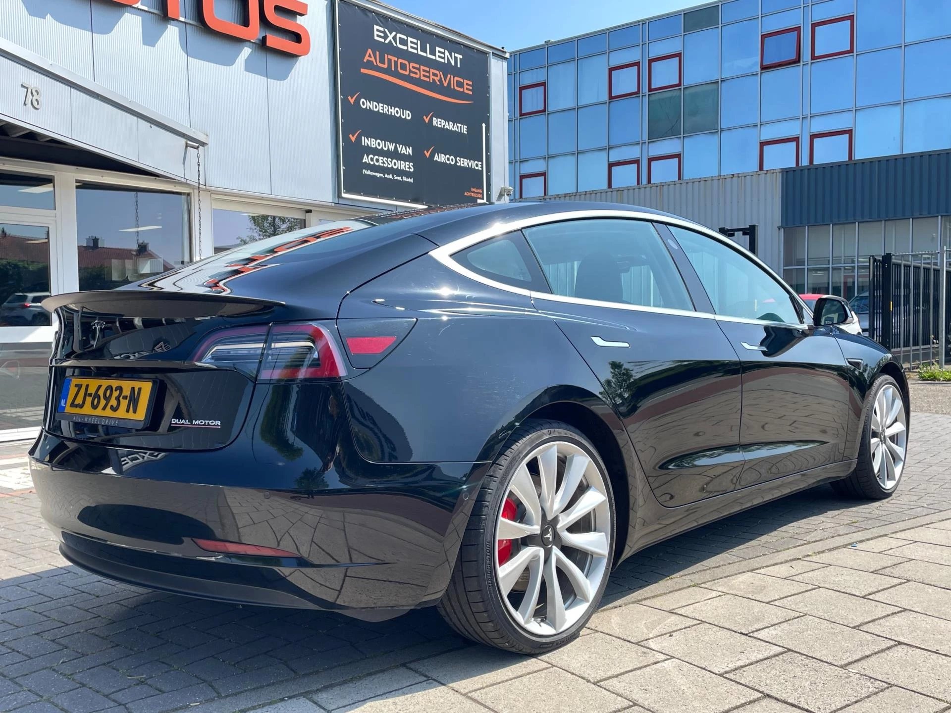 Hoofdafbeelding Tesla Model 3