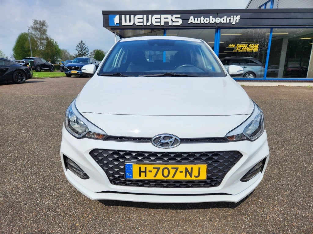 Hoofdafbeelding Hyundai i20