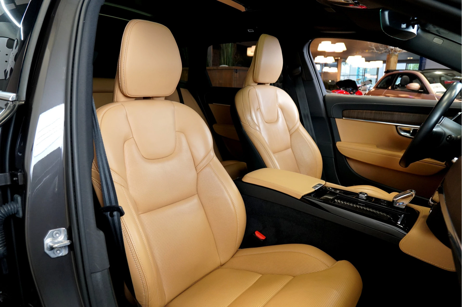 Hoofdafbeelding Volvo V90