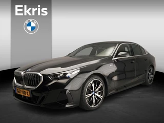 Hoofdafbeelding BMW i5 BMW i5 Sedan eDrive40 | M-Sportpakket | LED | Leder | HUD | Schuifdak | Trekhaak | Comfortzetels | Active cruise | DAB | Harman-kardon sound | Alu 20 inch