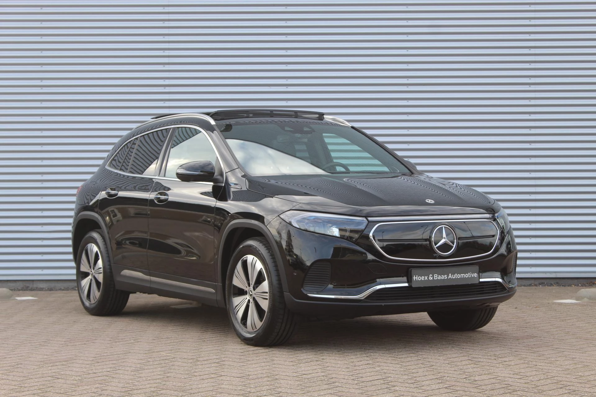 Hoofdafbeelding Mercedes-Benz EQA