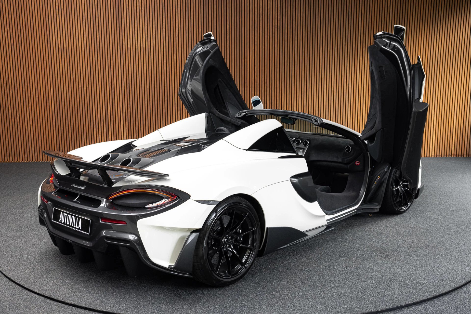 Hoofdafbeelding McLaren 600LT