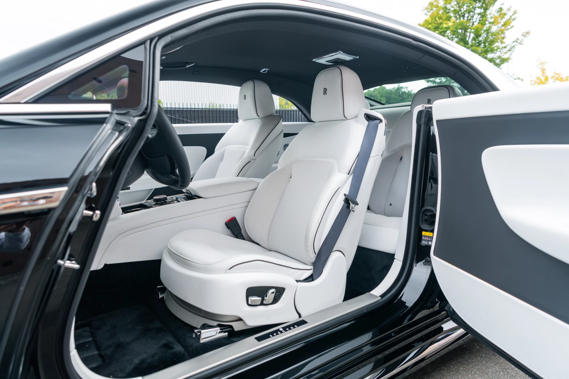 Hoofdafbeelding Rolls-Royce Spectre