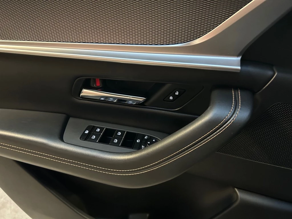 Hoofdafbeelding Mazda CX-60