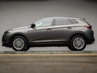 Opel Grandland X 1.2 Turbo Edition 2020 Sport (APPLE CARPLAY,CAMERA,NAVI,CLIMATE,CRUISE,GETINT,SPORTSTOELEN,LM VELGEN,NETTE STAAT)