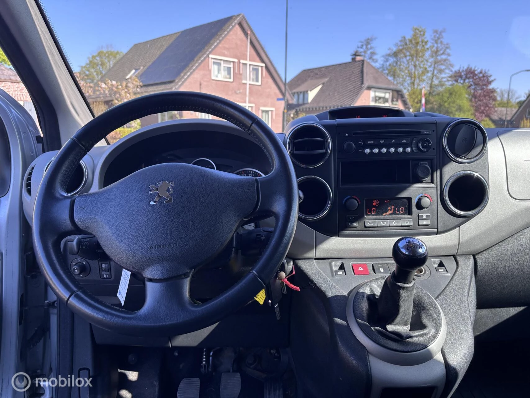 Hoofdafbeelding Peugeot Partner