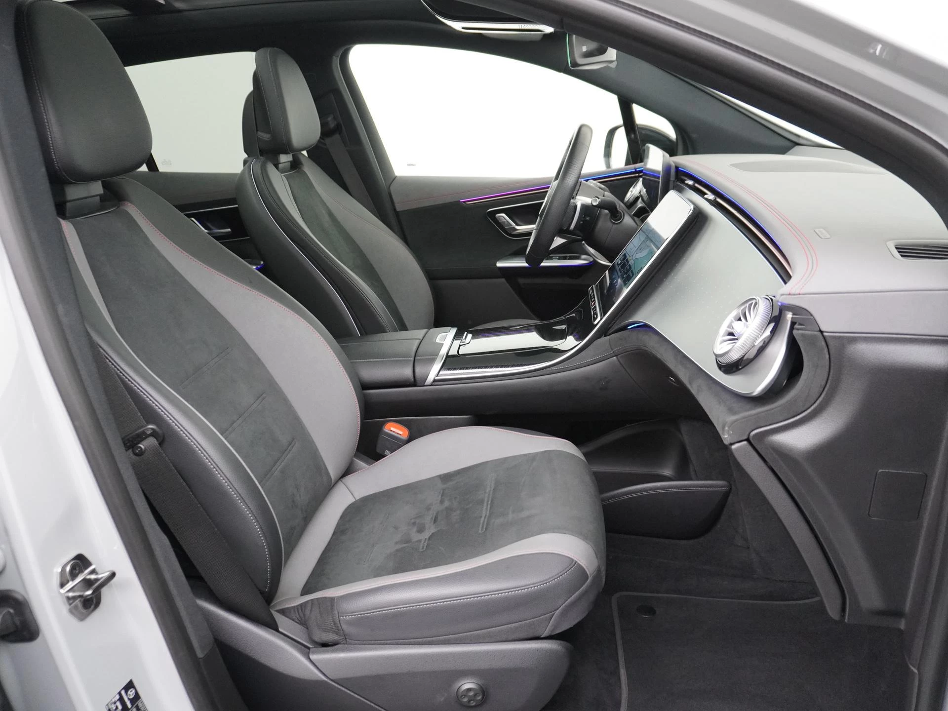 Hoofdafbeelding Mercedes-Benz EQE