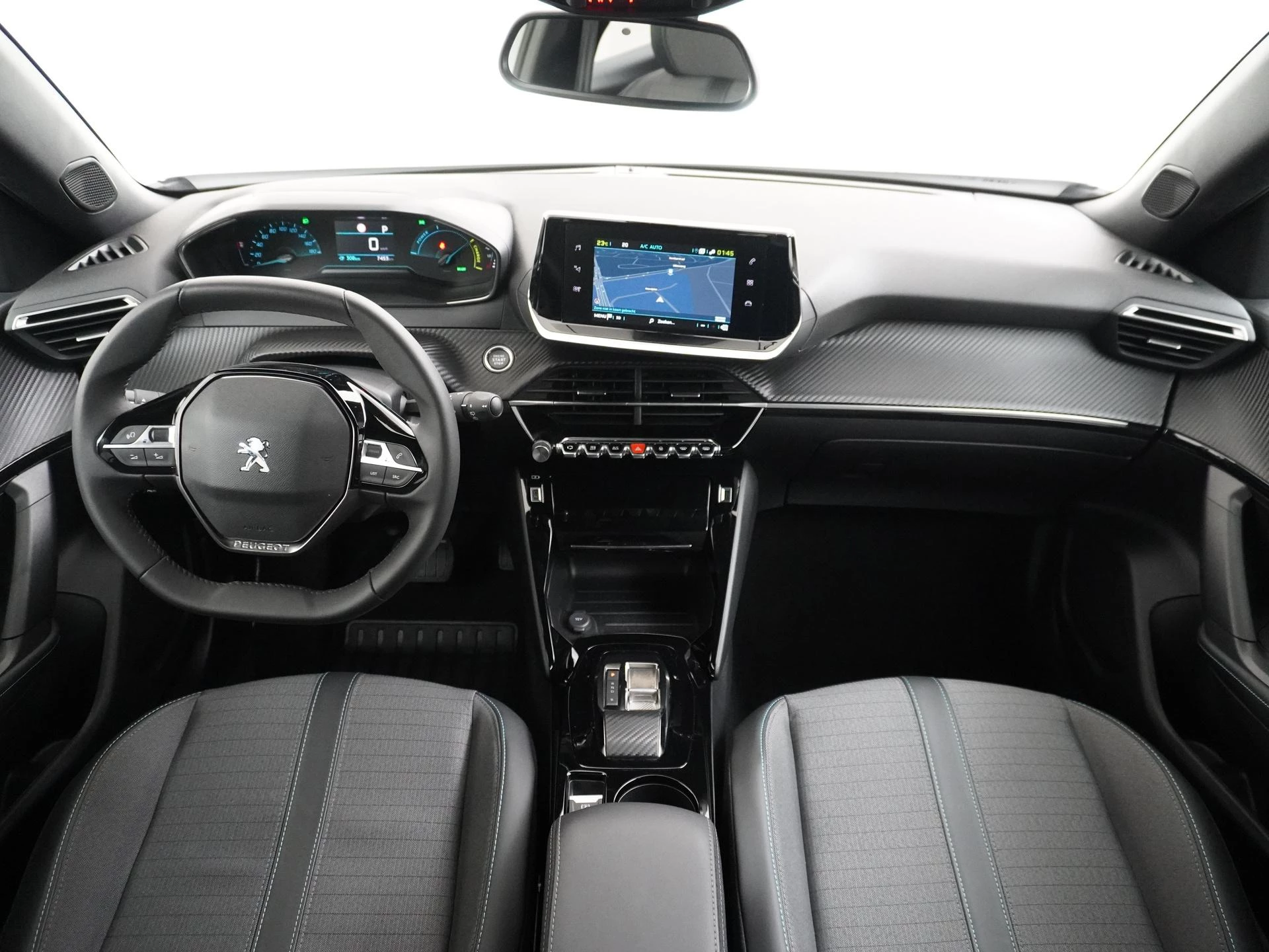 Hoofdafbeelding Peugeot e-2008