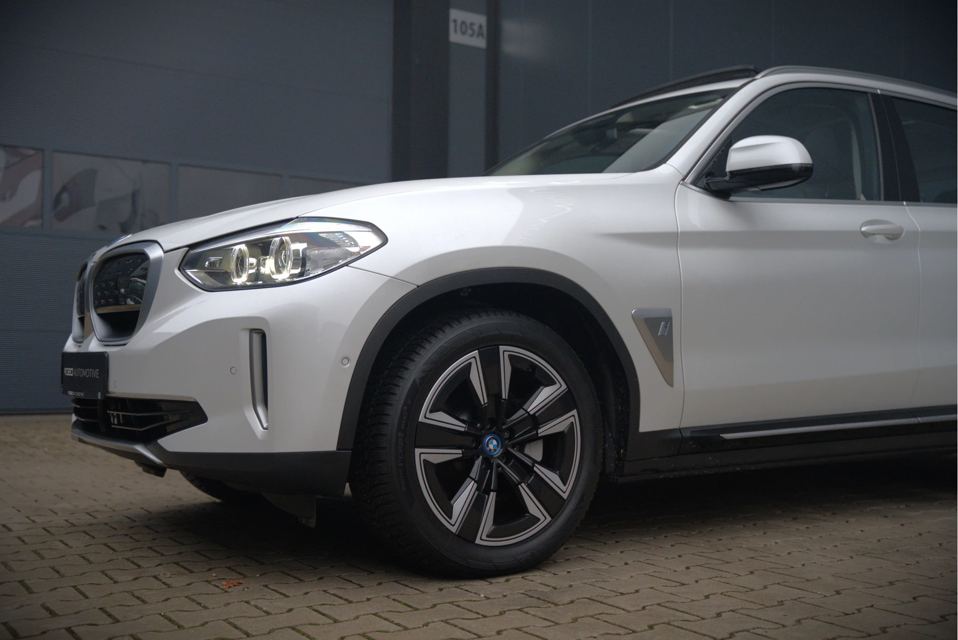 Hoofdafbeelding BMW iX3