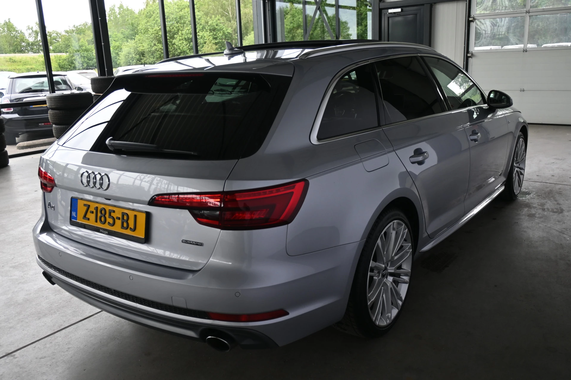 Hoofdafbeelding Audi A4