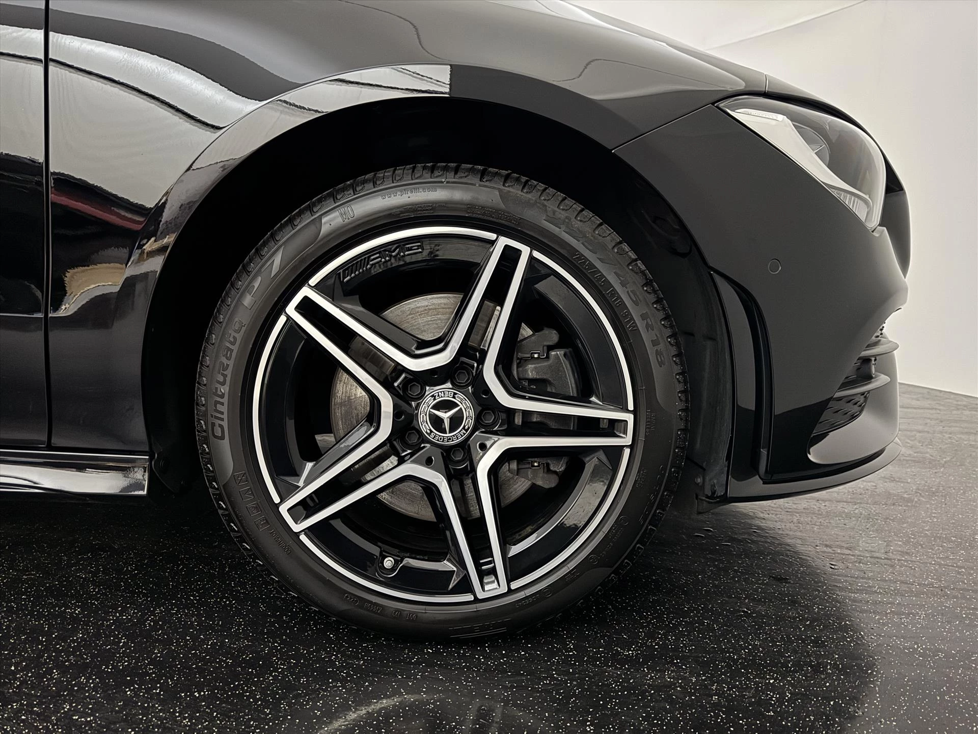 Hoofdafbeelding Mercedes-Benz CLA