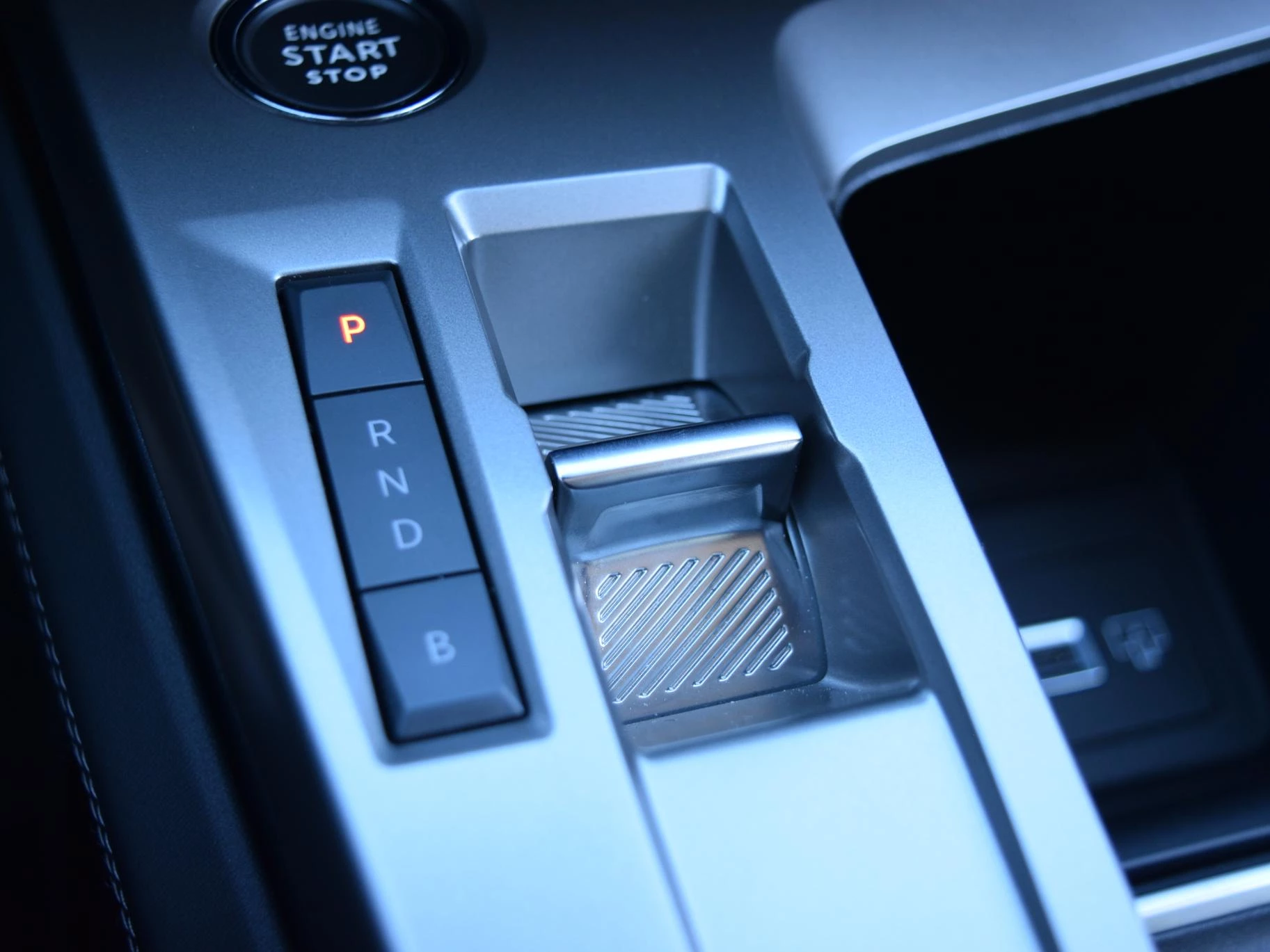 Hoofdafbeelding Peugeot e-308