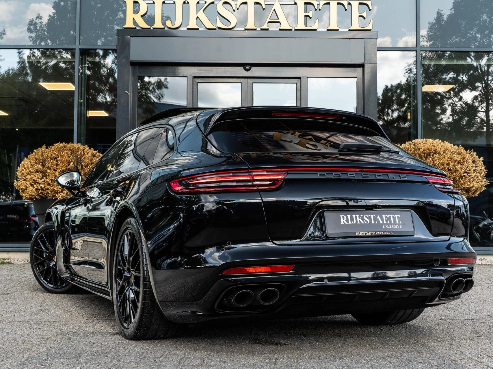 Hoofdafbeelding Porsche Panamera