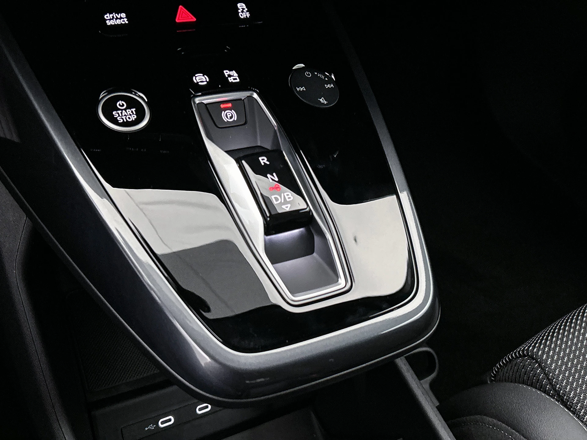 Hoofdafbeelding Audi Q4 e-tron