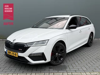 Škoda Octavia Combi BWJ 2022 1.4 245 PK TSI RS iV PHEV Business AUTOMAAT / APPLE CARPLAY / ANDROID AUTO / NAVI / CLIMA / ADAPTIVE CRUISE / HALF LEDER / SPORTSTOELEN / ELEKTRISCHE STOELEN / ELEKTRISCHE ACHTERKLEP / CAMERA / STOELVERW. / STUURVERW. / LMV / PDC